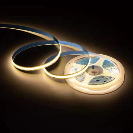 Светодиодная влагозащищенная лента Apeyron 15W/m 560LED/m COB теплый белый 5M 00-489