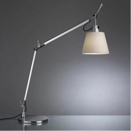 Настольная лампа Artemide 0947010A+A004030 (BASCULANTE) TOLOMEO